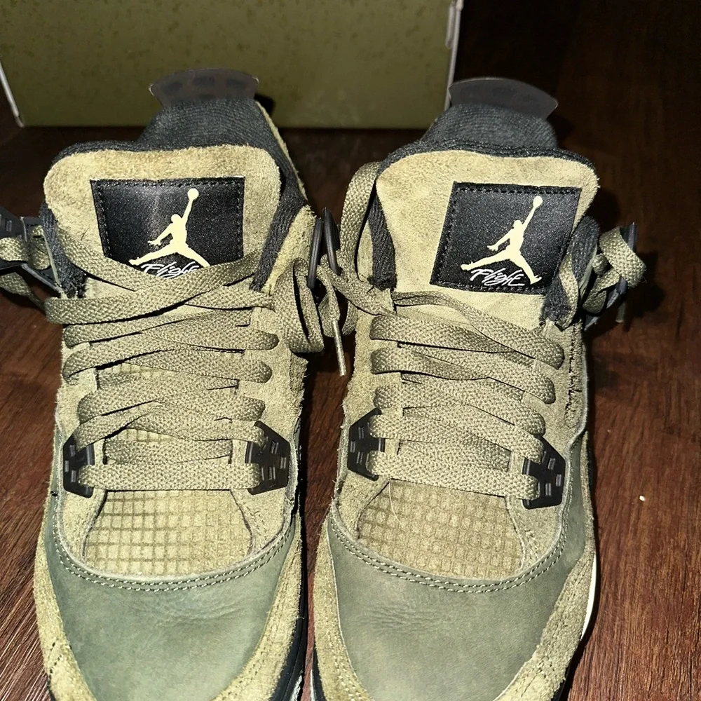Jordan 4 Retro SE Craft Medium Olive - Picture 3 of 4